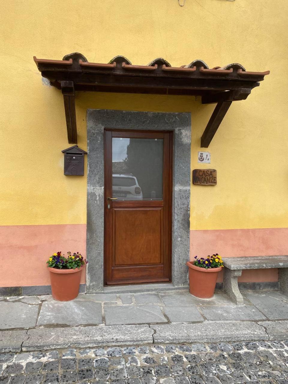 Casa Vacanze Il Geranio Celleno Luaran gambar